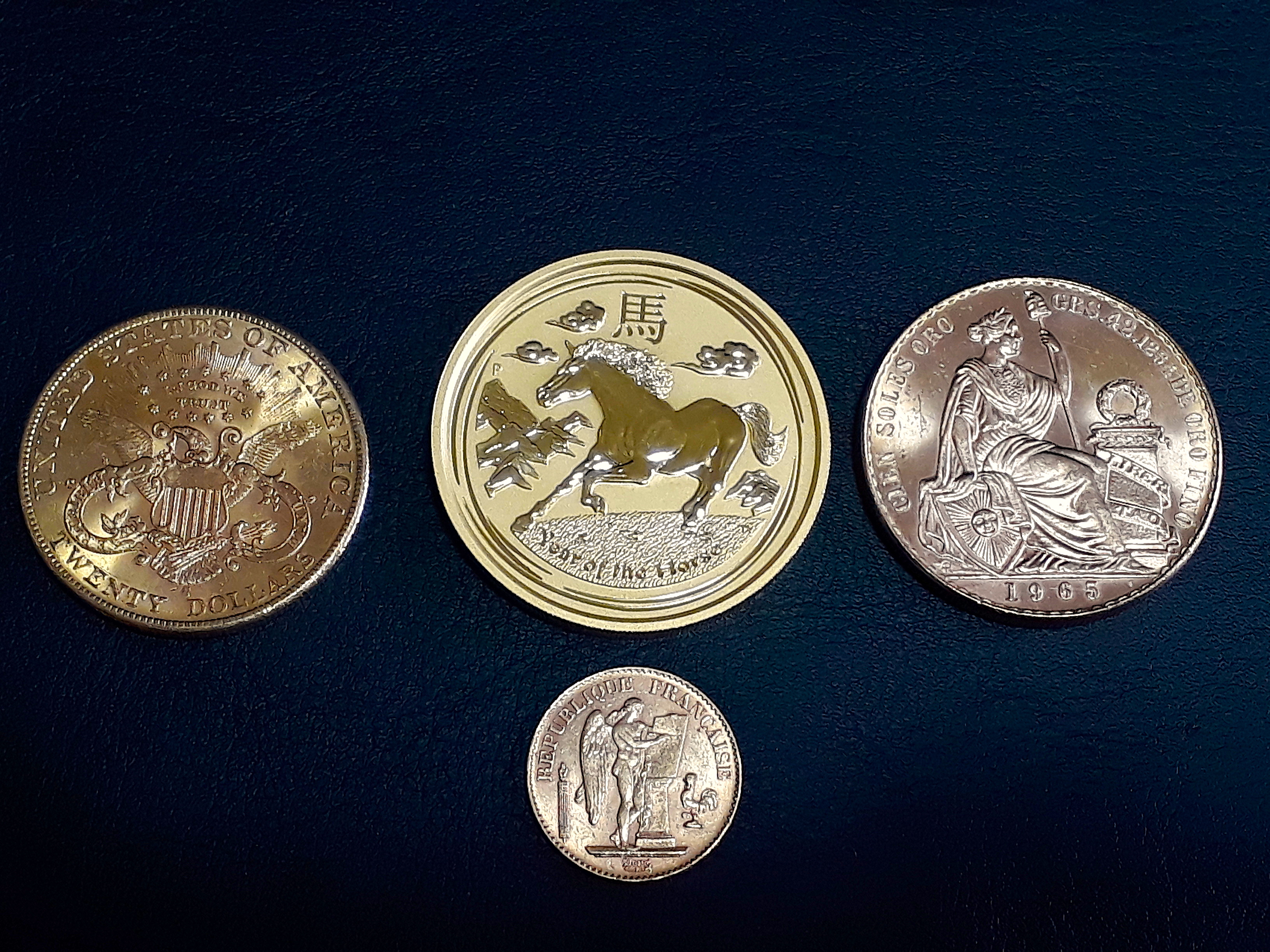 I colori delle monete d'oro
